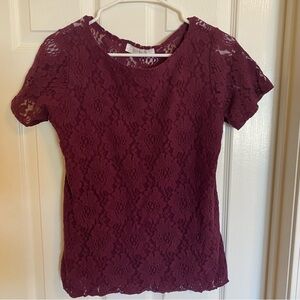 Purple Stretch Lace Pull Over Top, Size L